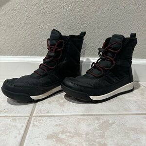 Sorel Kids Black Waterproof boots Size 3 or EU 34